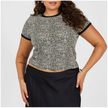 BS Plus Size Leopard Print T-shirt with Contrast P