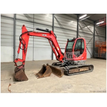 Lietots - JCB 8085
