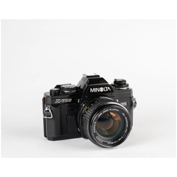 MINOLTA X-700 + 50mm f/1.4 *C*