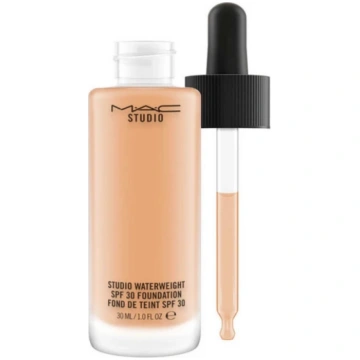 MAC Cosmetics - Liquid makeup Studio Waterweight S