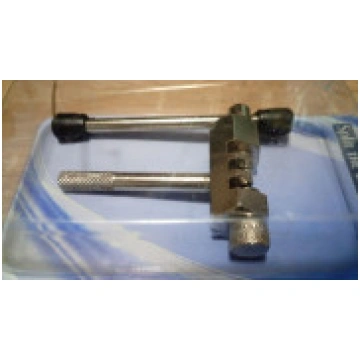 Velosipēda ķēdes atslēga - ķēdes izspiedējs wrench