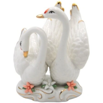 Porcelāna statuete ar gulbju pāri, 13 cm