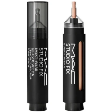 MAC Cosmetics - Cream concealer and makeup in one 
