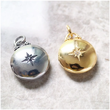 Round Star Locket Thadd