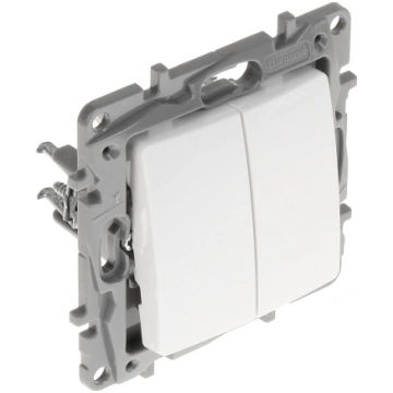 DUBULTAIS PĀRSLĒDZIS LE-764505 Niloe 10 A LEGRAND