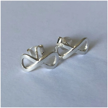 Sudraba auskari Infinito Studs Spānija