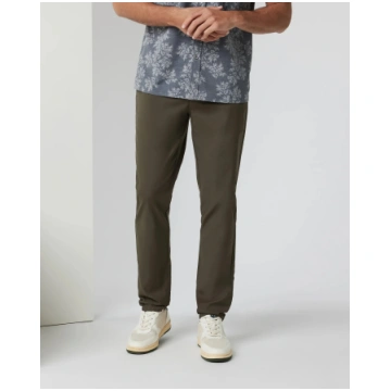 Vuori Men's Cascade Tech Chino - Light Oregan