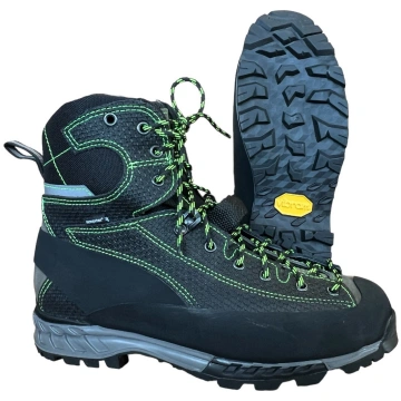 12 Hoffman Boots