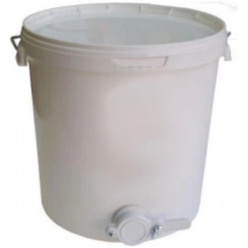 Spainis plastmasas ar vārstu, 20L