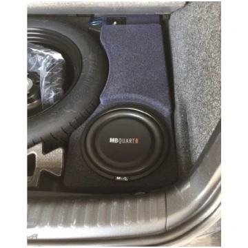 VW Tiguan (2007-2015) Fit-box subwoofer (stealth).