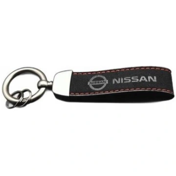 Nissan auto atslēgu piekariņš ar siksnu - elegants