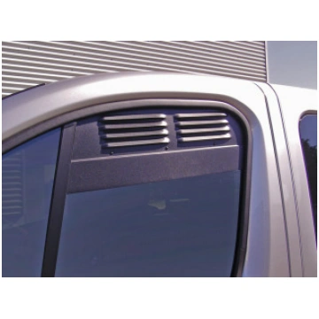 Renault Trafic no 2014, priekšējo logu ventilācija