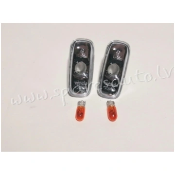 132319DE - OE: 4E0949127 set, white, cristal, L+R 
