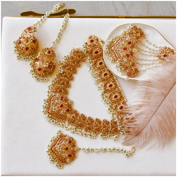 Minsa Set - Garnet á La Couture