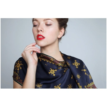 Zeltītais Māras krusts_šalle_natural_silk