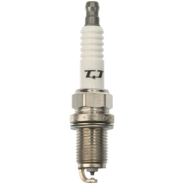 DENSO Aizdedzes svece Q20TT