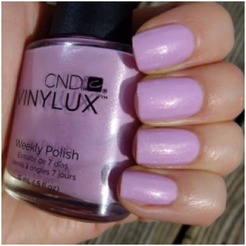 VINYLUX WEEKLY POLISH - BECKONING BEGONIA