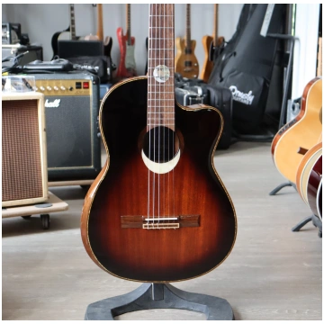 Ortega ECLIPSE SUITE C/E Elektroakustinen kitara (