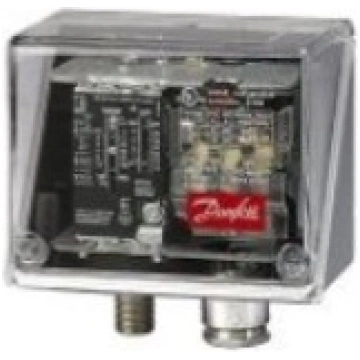 Spiediena relejs Danfoss KP35 int.-0.2-7.5 bar IP5