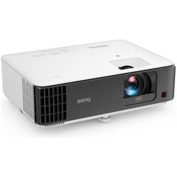 BenQ TK700ST projektors